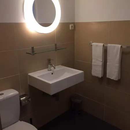 G32 Koeln Hoehenberg Apartment Cologne